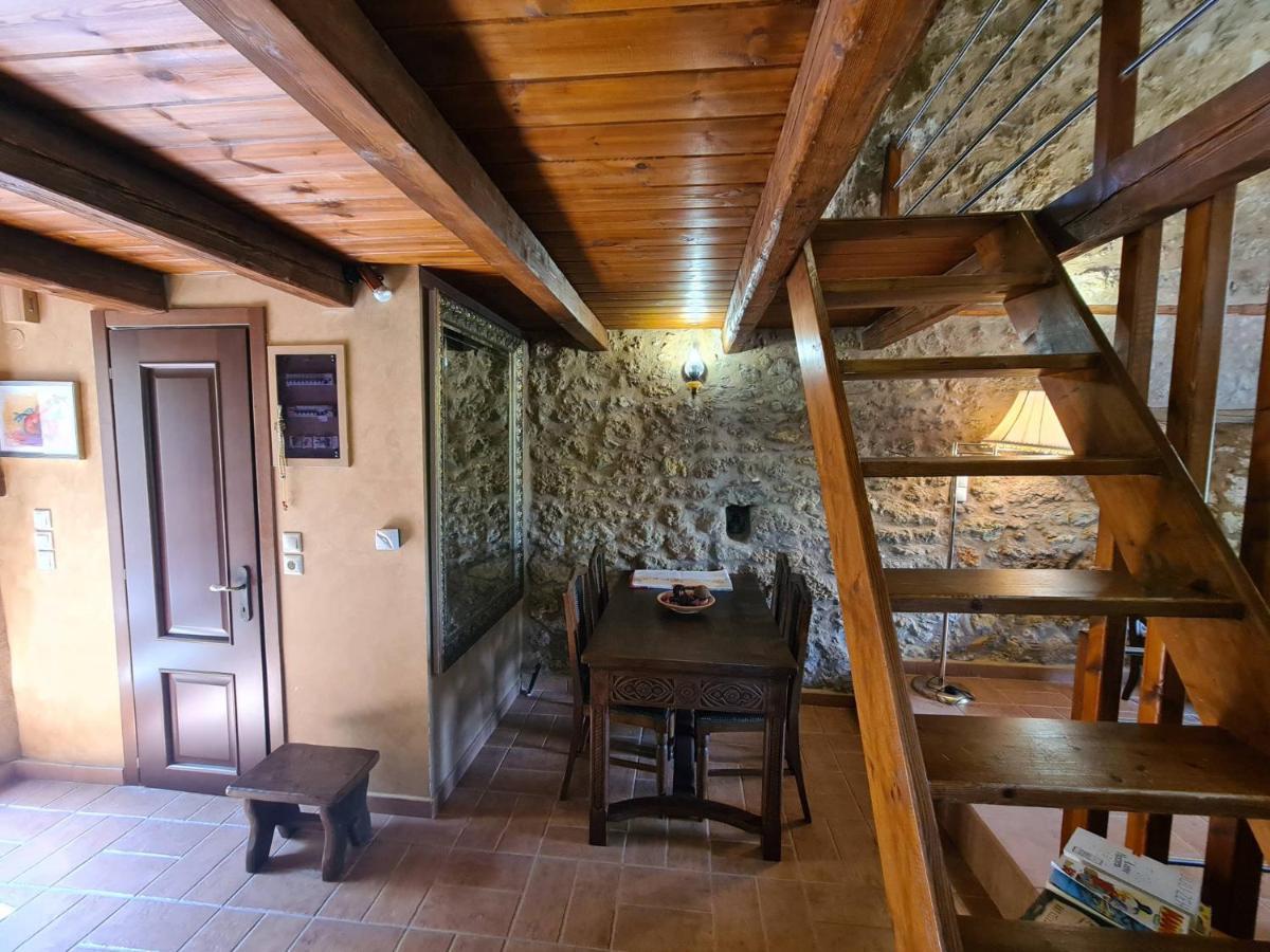 Pyrgos 1869 Villa Gythio Bagian luar foto