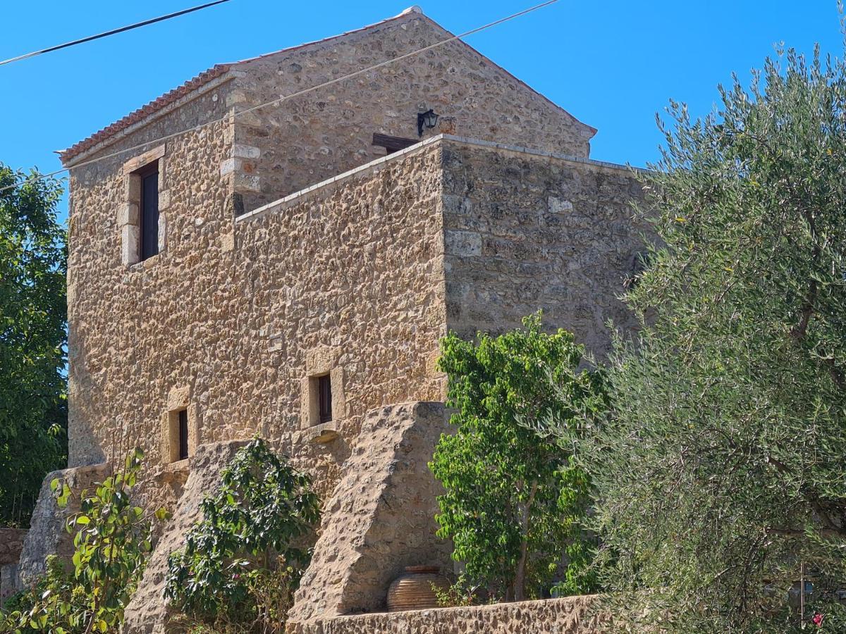 Pyrgos 1869 Villa Gythio Bagian luar foto